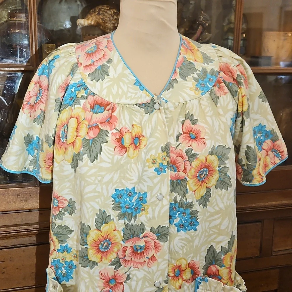 Old Dumpy Floral Housedress